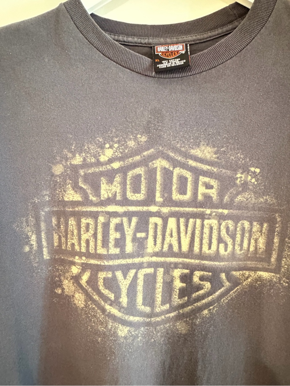 Harley-Davidson Black Short Sleeve Tee with Faded Gold Shield - Picture 10 of 10